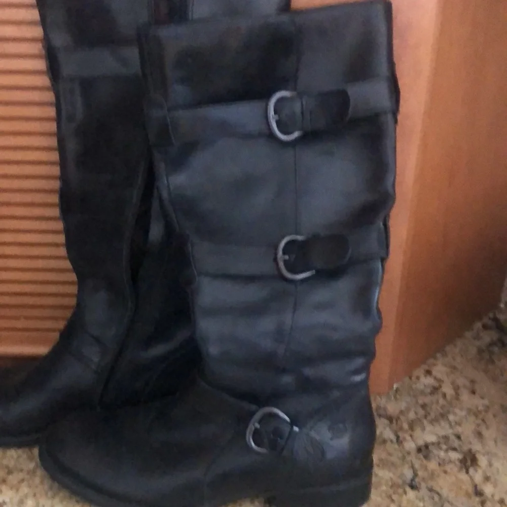 Born Black Heeled Boots - Picture 2 of 8
